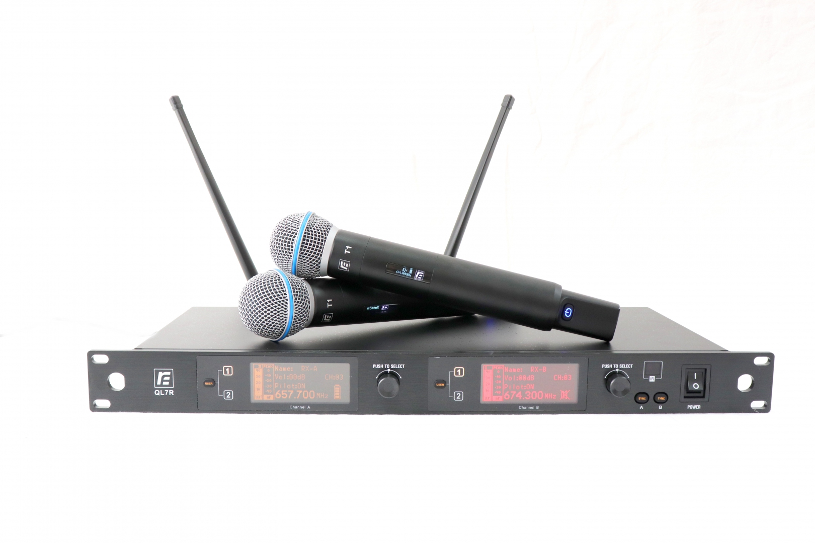 RFIntell QL7R/T1-A 651,800-683,400 МГц 2-канальная радиосистема с 2-мя ручными микрофонами в Усть-Куте
